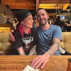 Meet your Posher, Dustin